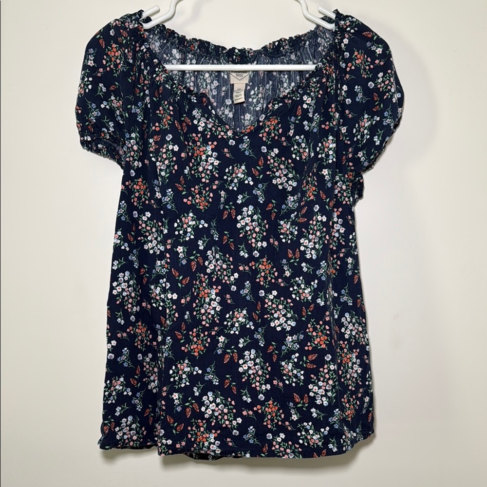 St Johns Bay Womens Medium Petite Short Sleeve‎ Blue Floral V Neck Blouse